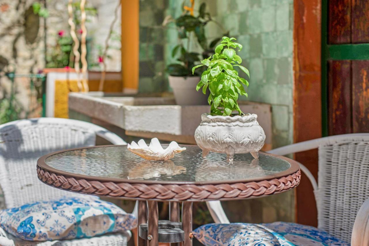 Un'Oasi Al Mare Apartment โมเนเลีย ภายนอก รูปภาพ