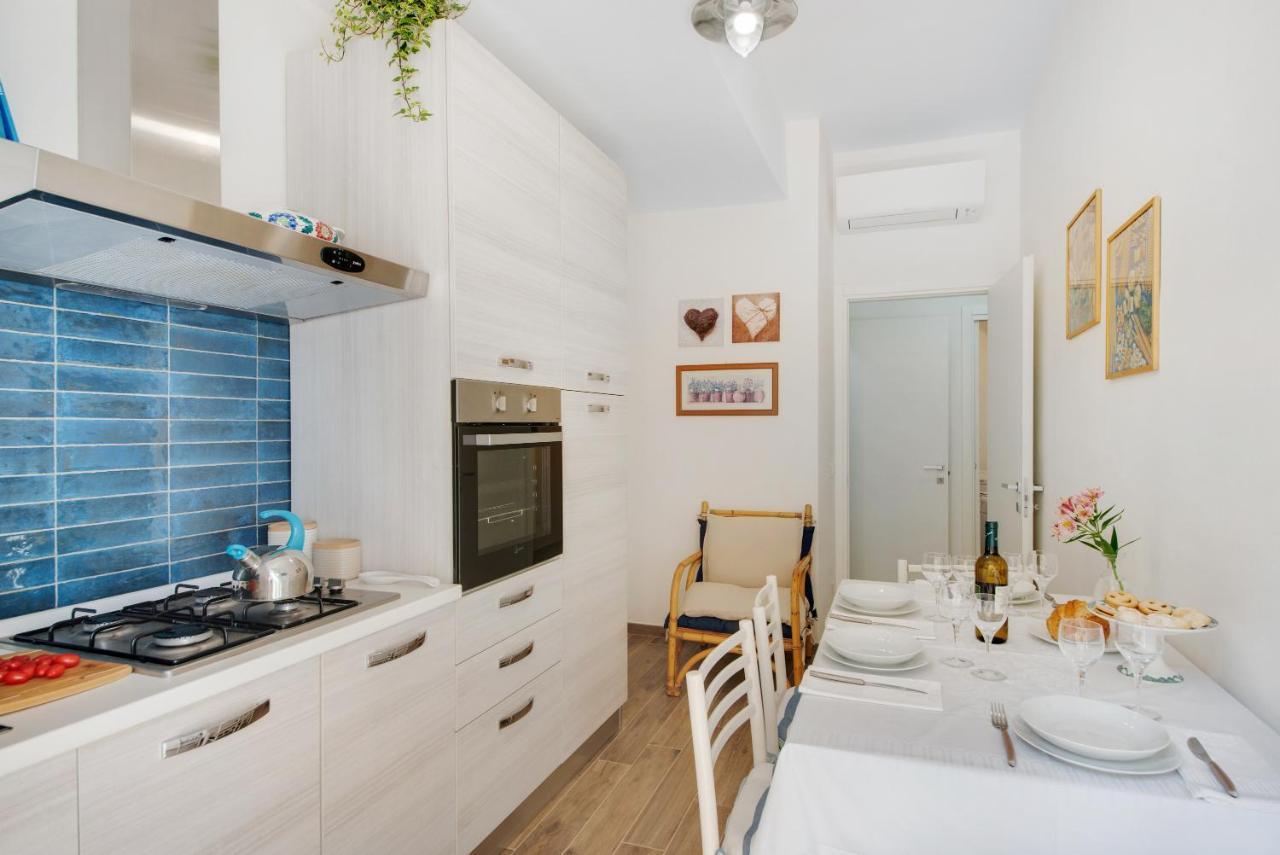Un'Oasi Al Mare Apartment โมเนเลีย ภายนอก รูปภาพ