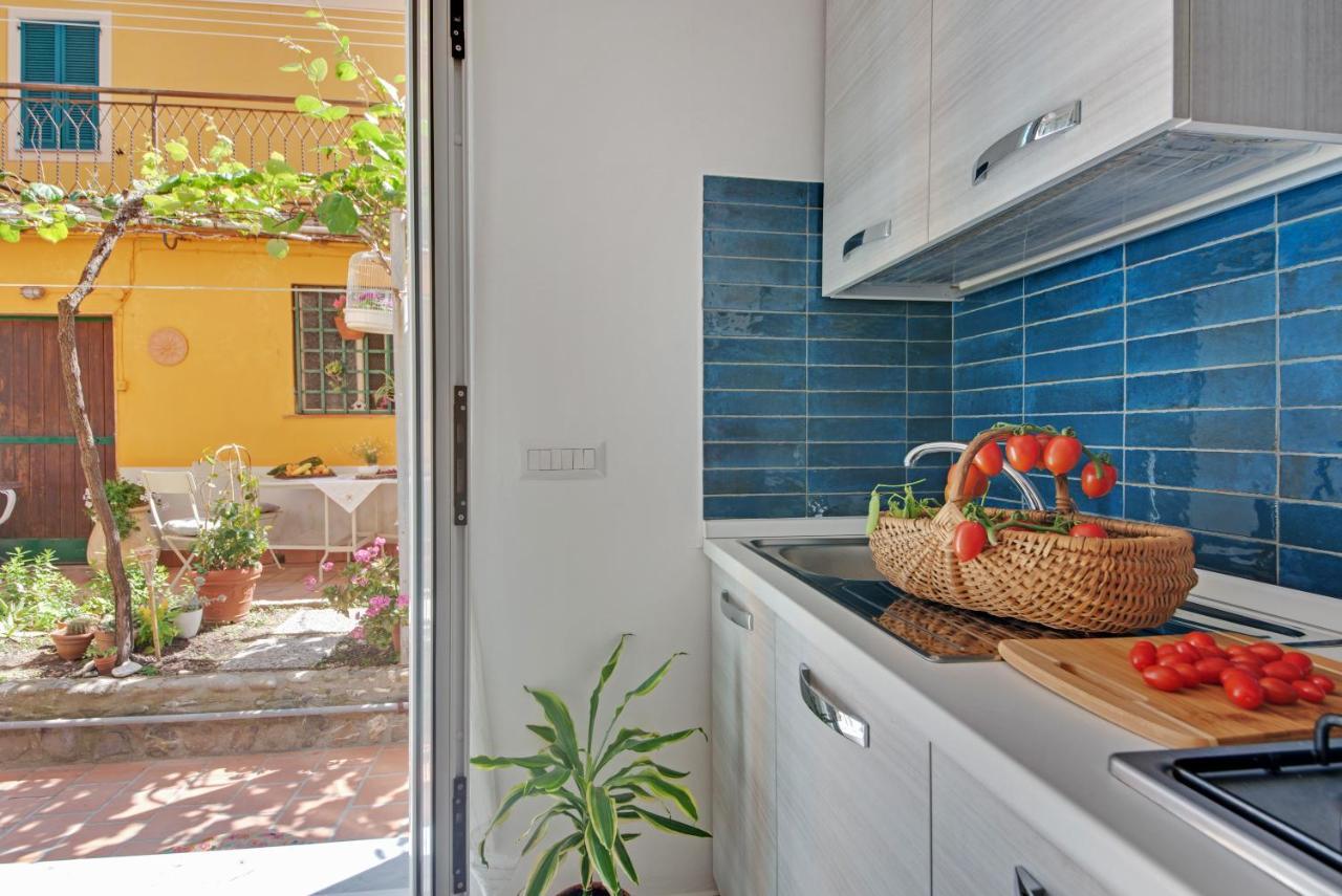 Un'Oasi Al Mare Apartment โมเนเลีย ภายนอก รูปภาพ