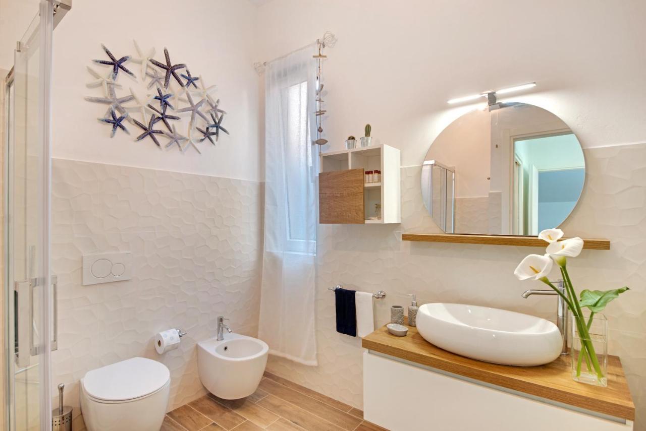 Un'Oasi Al Mare Apartment โมเนเลีย ภายนอก รูปภาพ